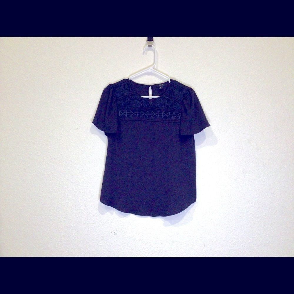 Blue Ann Taylor short sleeve blouse (0090)
